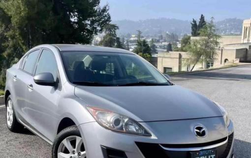 2010 MAZDA MAZDA3