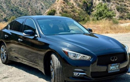2017 INFINITI Q50