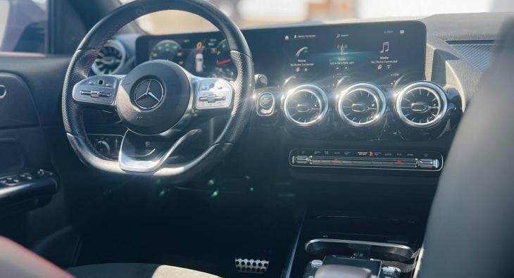 2022 Mercedes-Benz GLA250 (4)