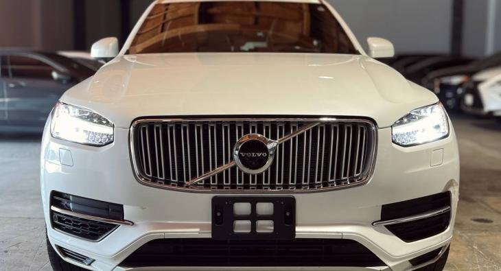 2018 Volvo XC90 Plug-in Hybrid (1)