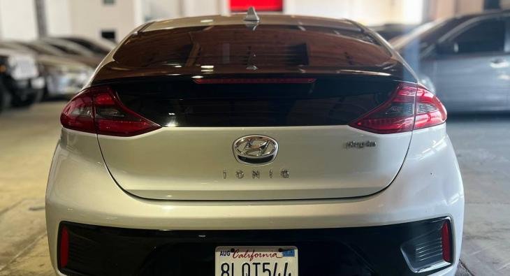 2019 HYUNDAI IONIQ BASE Plug-in Hybrid (3)