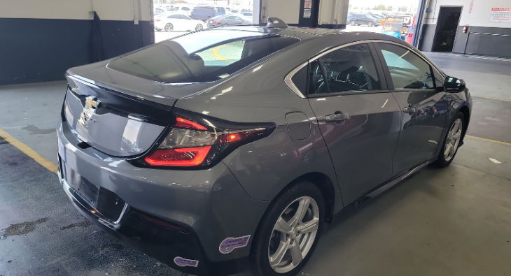 Chevrolet Volt LT 2018 (1)