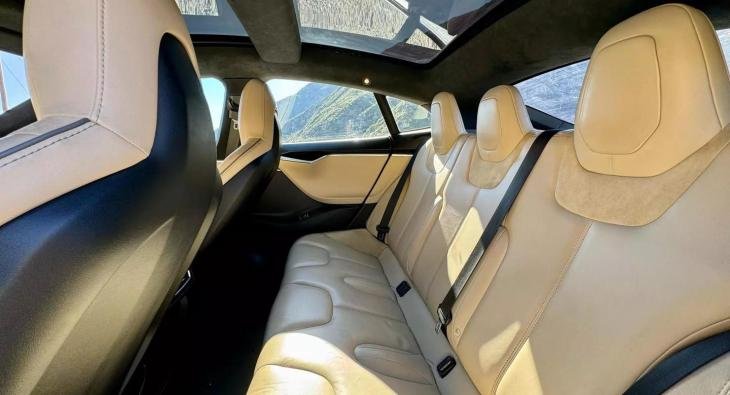 2014 TESLA MODEL S 85 (3)