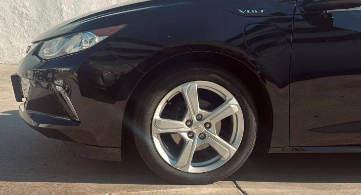 2018 CEVROLET VOLT (2)