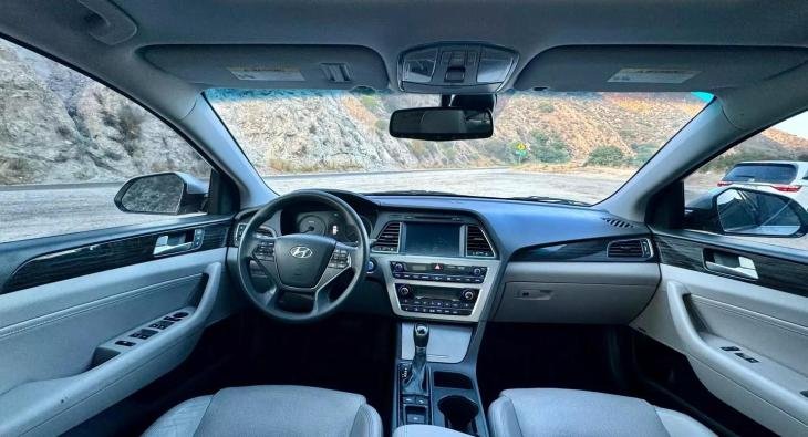 2016 HYUNDAI SONATA HYBRID (3)