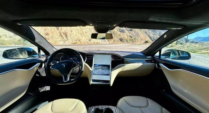 2014 TESLA MODEL S 85 (4)