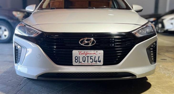 2019 HYUNDAI IONIQ BASE Plug-in Hybrid (2)