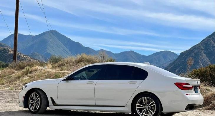 2017 BMW 740I M PACKAGE (1)