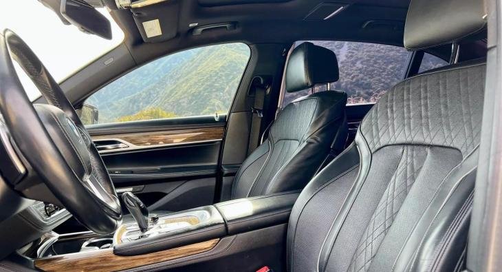 2017 BMW 740I M PACKAGE (4)