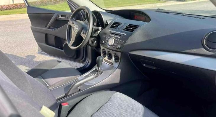 2010 MAZDA MAZDA3 (3)