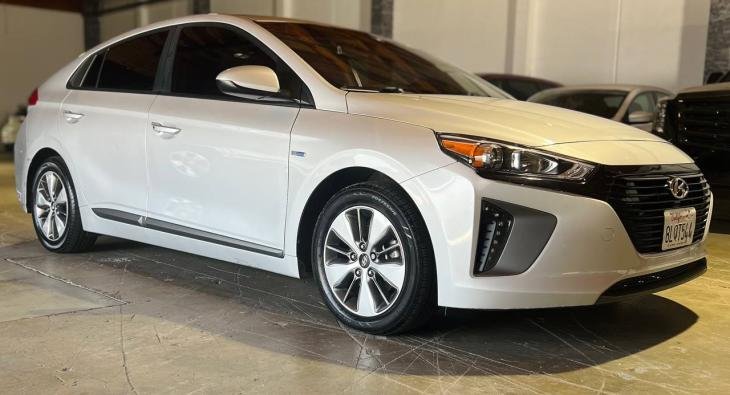 2019 HYUNDAI IONIQ BASE Plug-in Hybrid (1)
