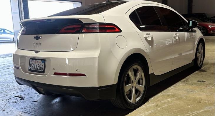 2014 CHEVROLET VOLT 4D HATCHBACK (4)