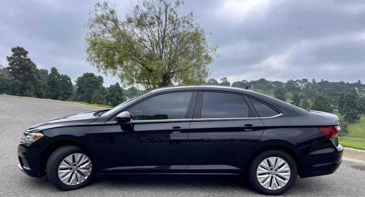 2019 VOLKSWAGEN JETTA (5)