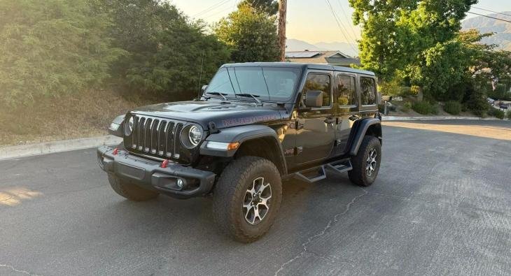 2020 JEEP WRANGLER UNLIMITED (3)
