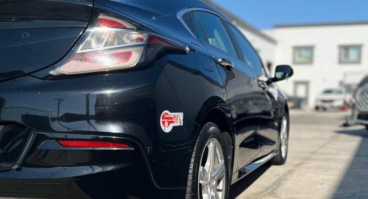 2017 CHEVROLET VOLT 4D HATCHBACK LT (3)